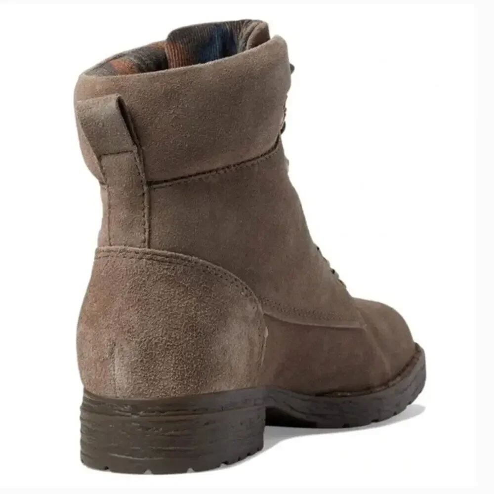 Born Codi Lace Up Boots Size 6 New